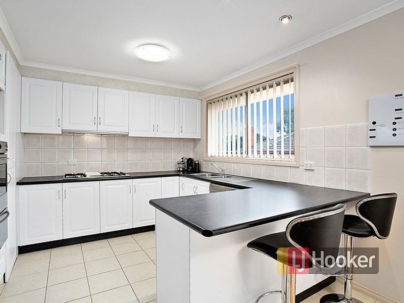 2/6 Eurella Crescent, Rowville VIC 3178