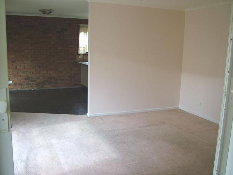 2/7 Ellis Street, Dandenong VIC 3175