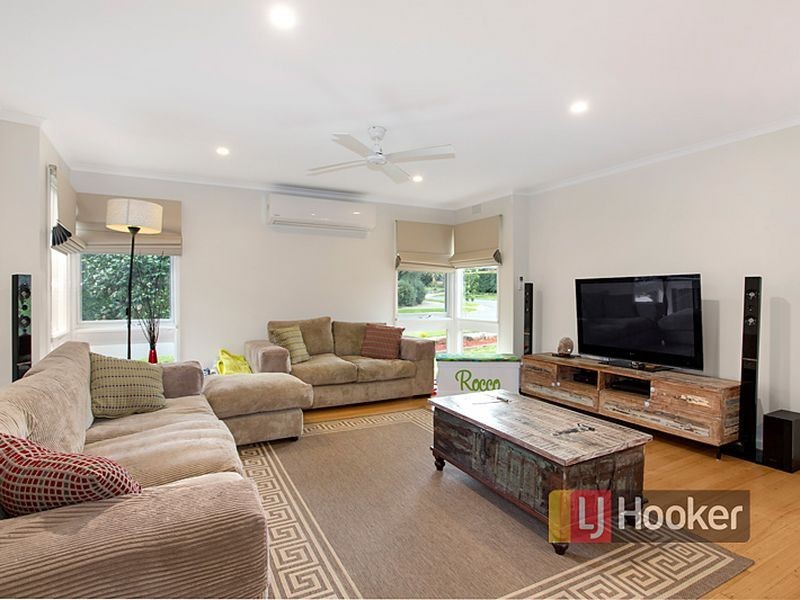 12 Rosehill Street, Scoresby VIC 3179