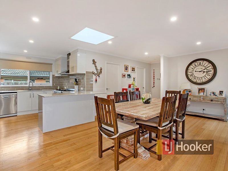 12 Rosehill Street, Scoresby VIC 3179