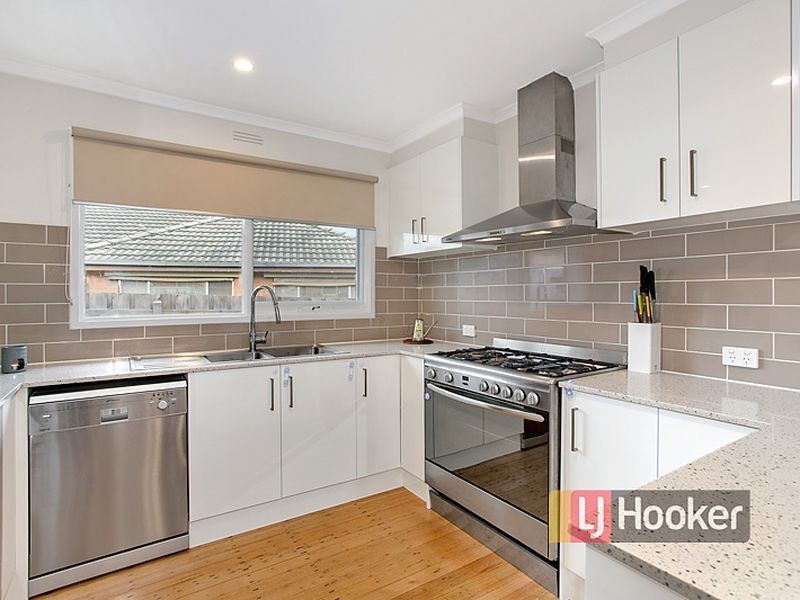 12 Rosehill Street, Scoresby VIC 3179