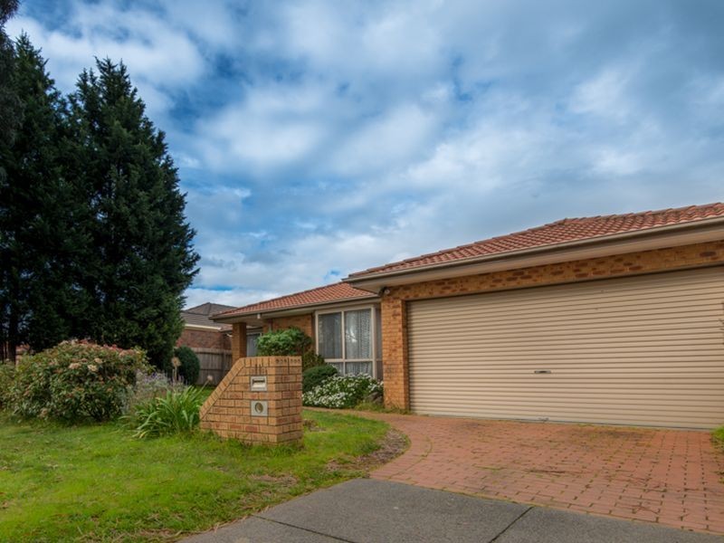 11 Bensam Close, Rowville VIC 3178