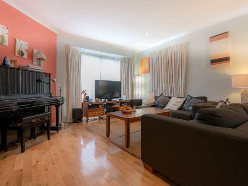 11 Bensam Close, Rowville VIC 3178