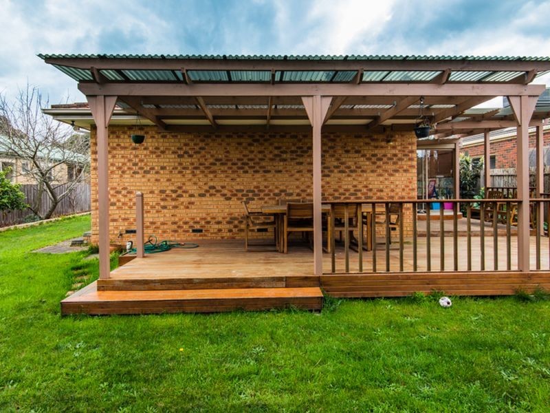 11 Bensam Close, Rowville VIC 3178
