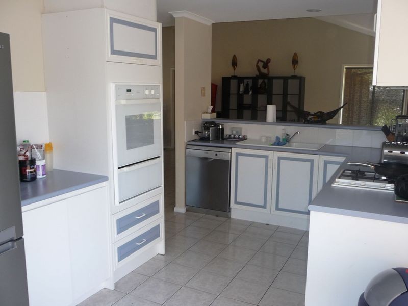 15 St John Place, Rowville VIC 3178