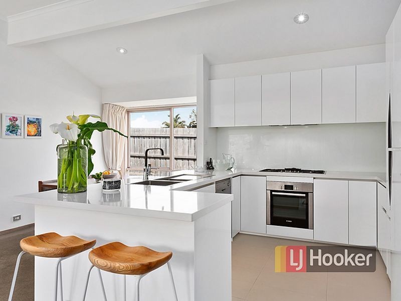 27 Balladonia Road, Rowville VIC 3178