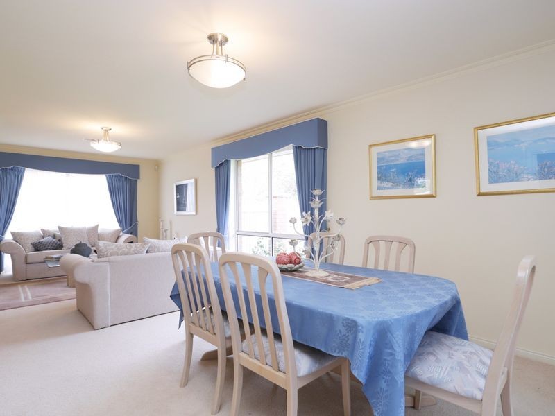 12 Manningham Court, Lysterfield VIC 3156
