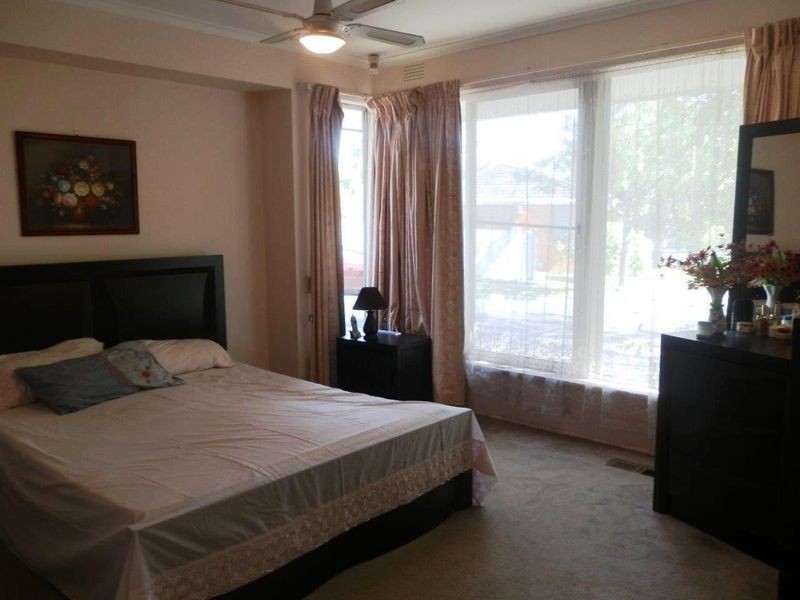 42 Centre Road, Vermont VIC 3133