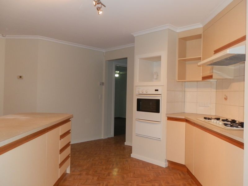 74 Hinrichsen Drive, Hallam VIC 3803