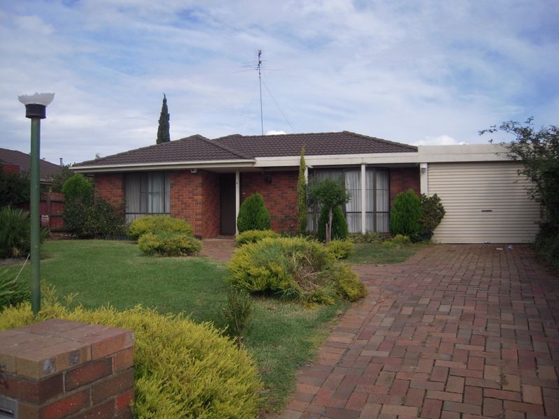 6 Linnel Court, Rowville VIC 3178