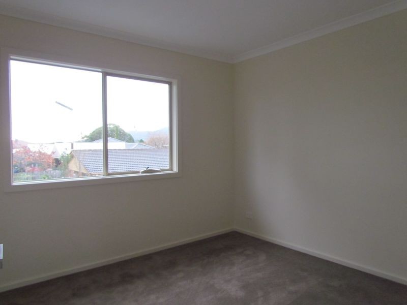 2/286 Dandelion Drive, Rowville VIC 3178