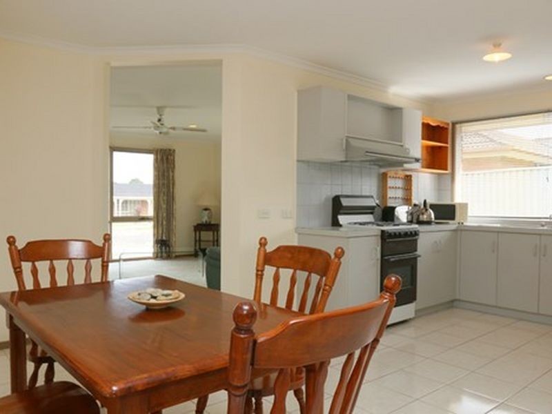 16 Towt Court, Rowville VIC 3178