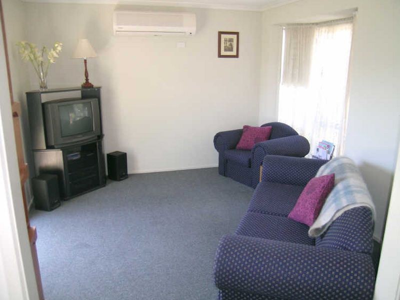 2/17 Gilligans Court, Rowville VIC 3178