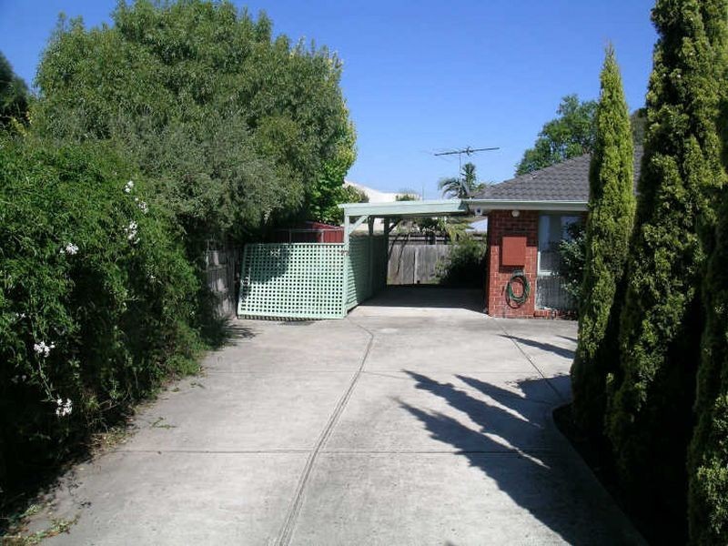 2/17 Gilligans Court, Rowville VIC 3178