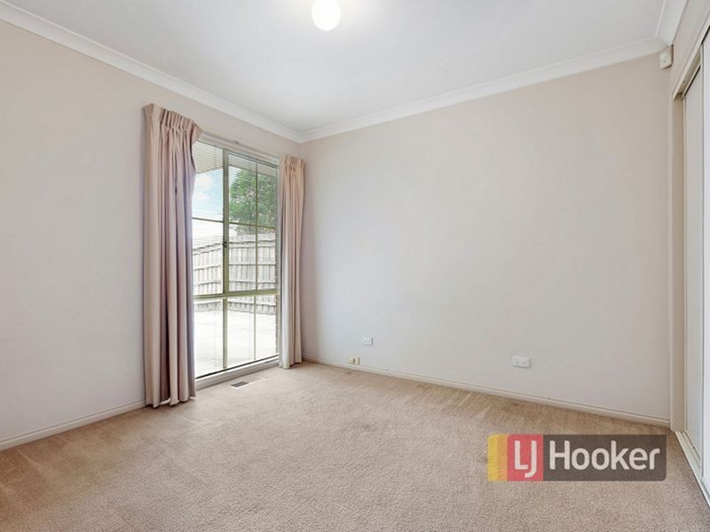 1/11 Lakeview Avenue, Rowville VIC 3178