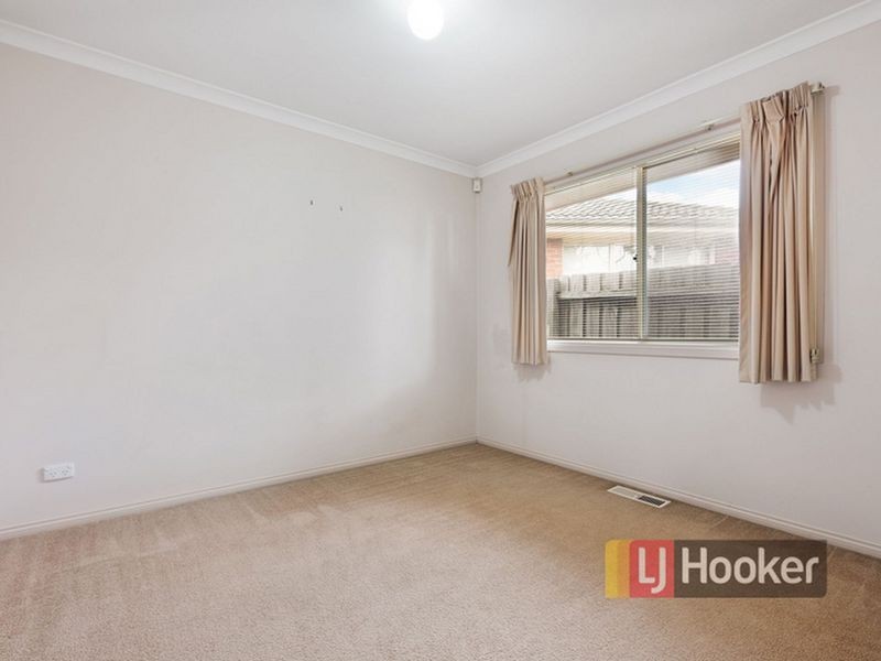 1/11 Lakeview Avenue, Rowville VIC 3178
