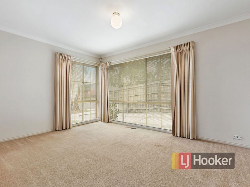 1/11 Lakeview Avenue, Rowville VIC 3178