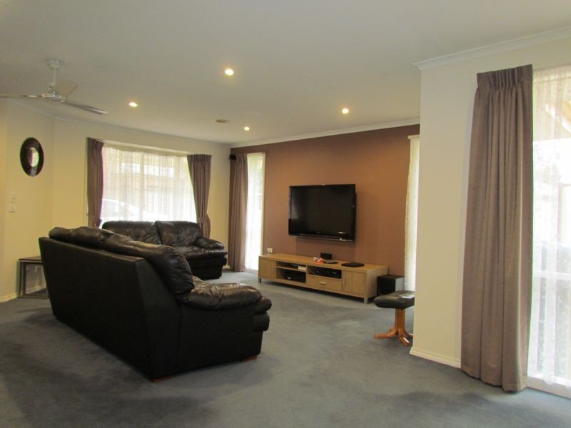 5 Christian Court, Rowville VIC 3178