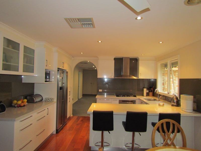 5 Christian Court, Rowville VIC 3178