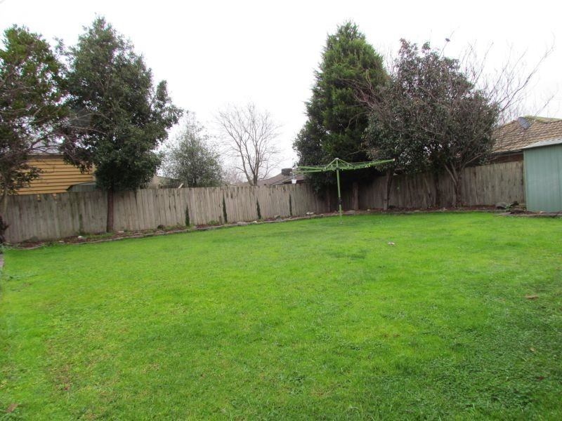 5 Christian Court, Rowville VIC 3178