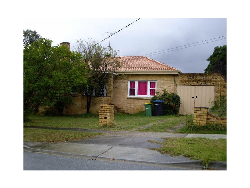 13 Bowen Street, Ferntree Gully VIC 3156