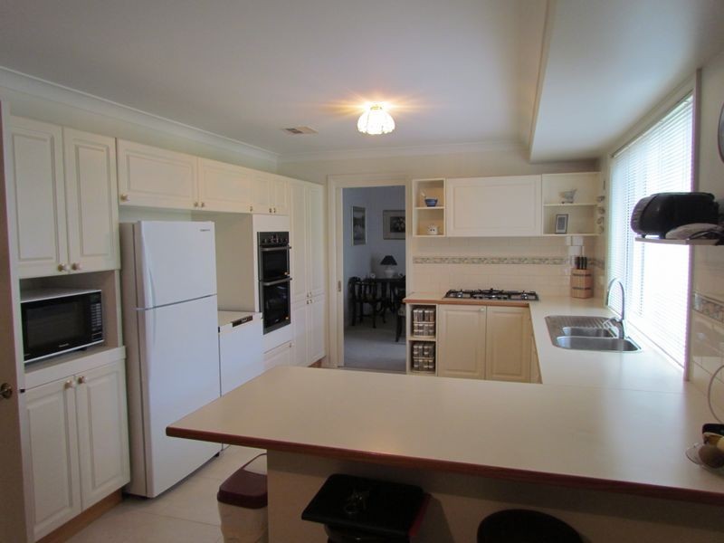 12 Roger Court, Rowville VIC 3178