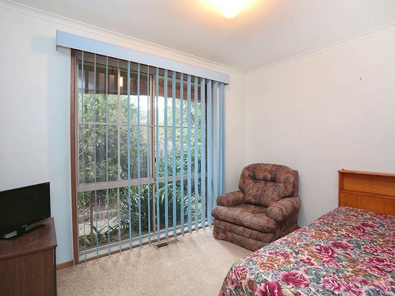 13 Mantung Cres, Rowville VIC 3178