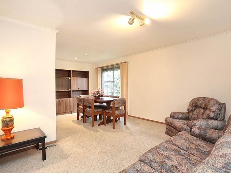 13 Mantung Cres, Rowville VIC 3178