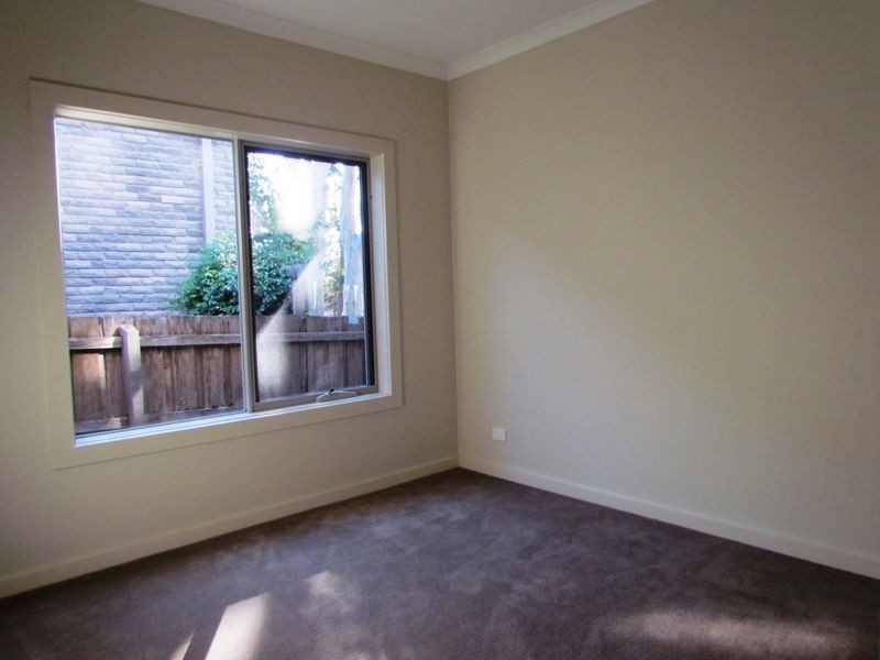 2/872 Waverley Road, Wheelers Hill VIC 3150