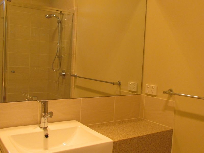 2/872 Waverley Road, Wheelers Hill VIC 3150