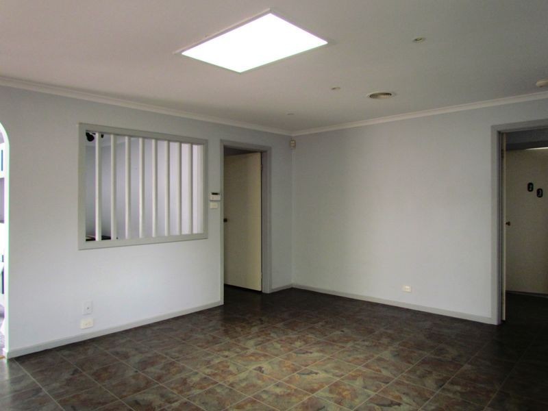 11 Surat Place, Rowville VIC 3178