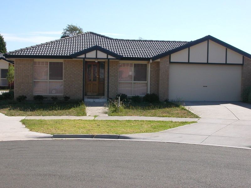 1/5 Kate Place, Ferntree Gully VIC 3156