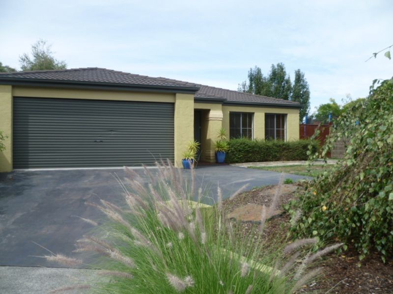 5 Emperor Place, Rowville VIC 3178