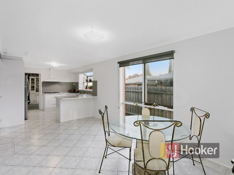 17 Colorado Crescent, Rowville VIC 3178