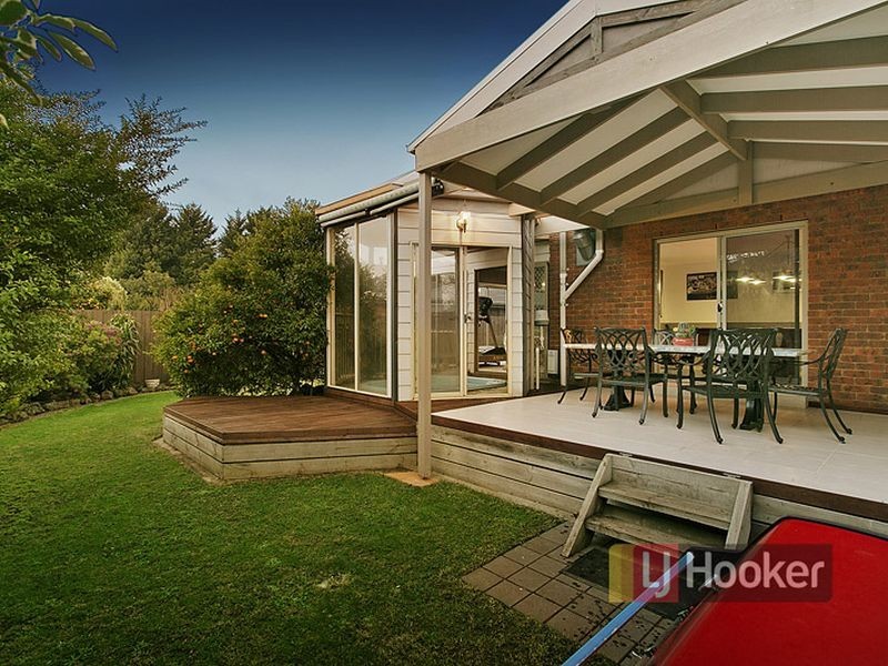 17 Colorado Crescent, Rowville VIC 3178