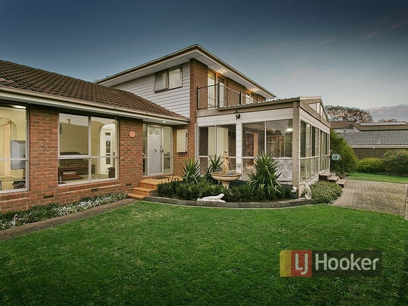 17 Colorado Crescent, Rowville VIC 3178