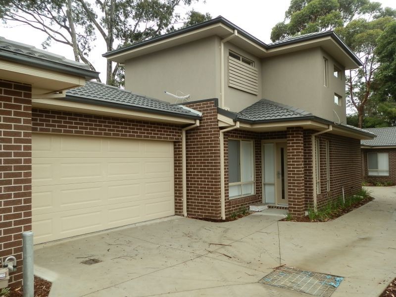 2/110 Harley Street North, Knoxfield VIC 3180
