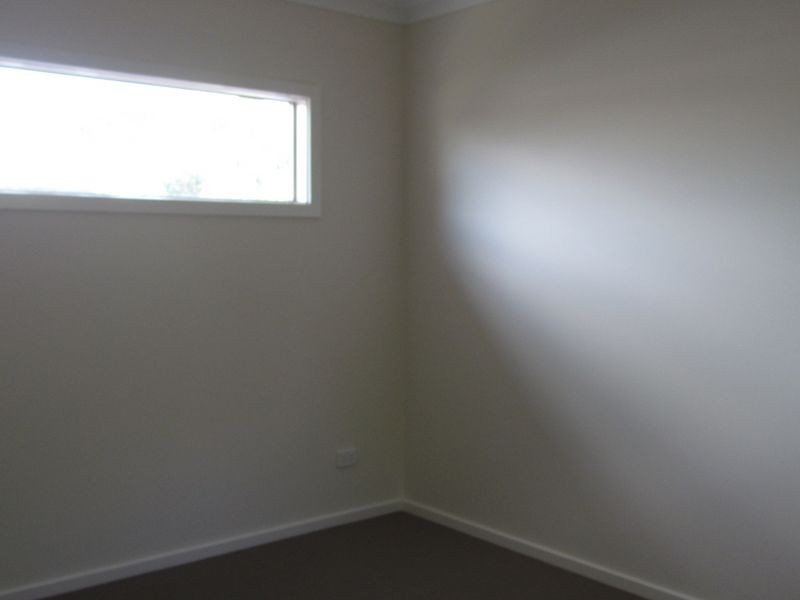 2/110 Harley Street North, Knoxfield VIC 3180