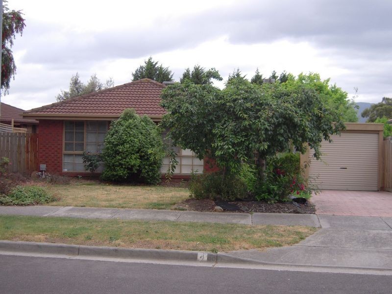 4 Erskine Drive, Rowville VIC 3178