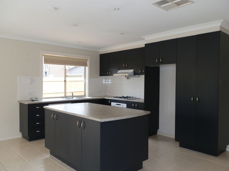 39 Heany Park Road, Rowville VIC 3178