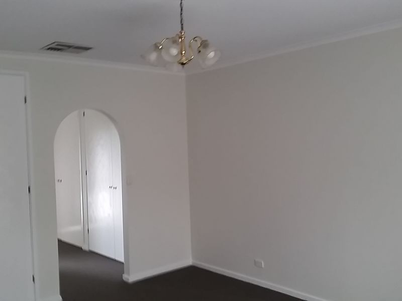 69 Berrabri Drive, Scoresby VIC 3179