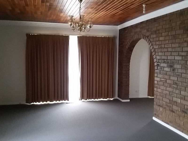 69 Berrabri Drive, Scoresby VIC 3179