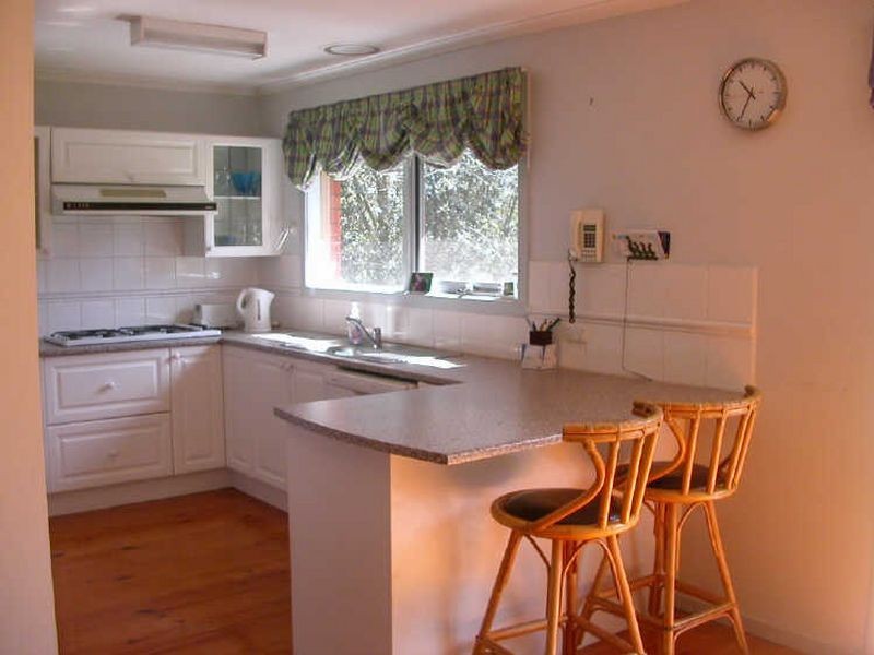 4 Erskine Drive, Rowville VIC 3178