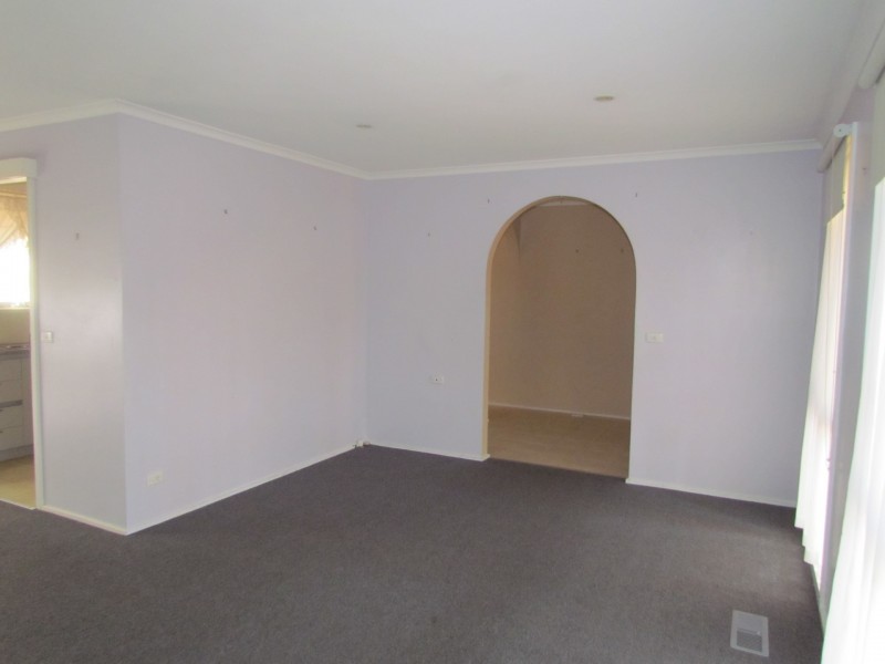 10 Clondara Drive, Rowville VIC 3178