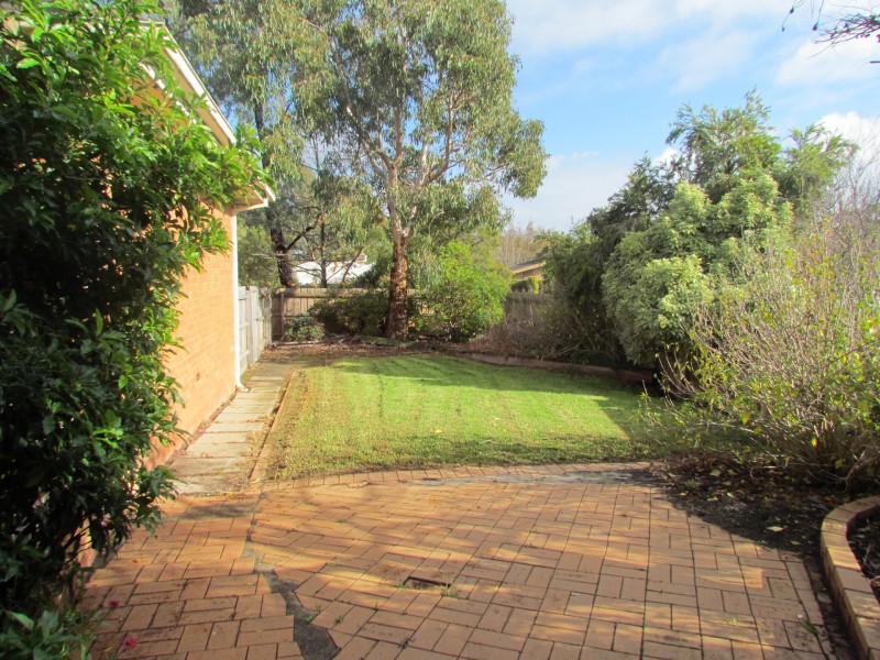 10 Clondara Drive, Rowville VIC 3178