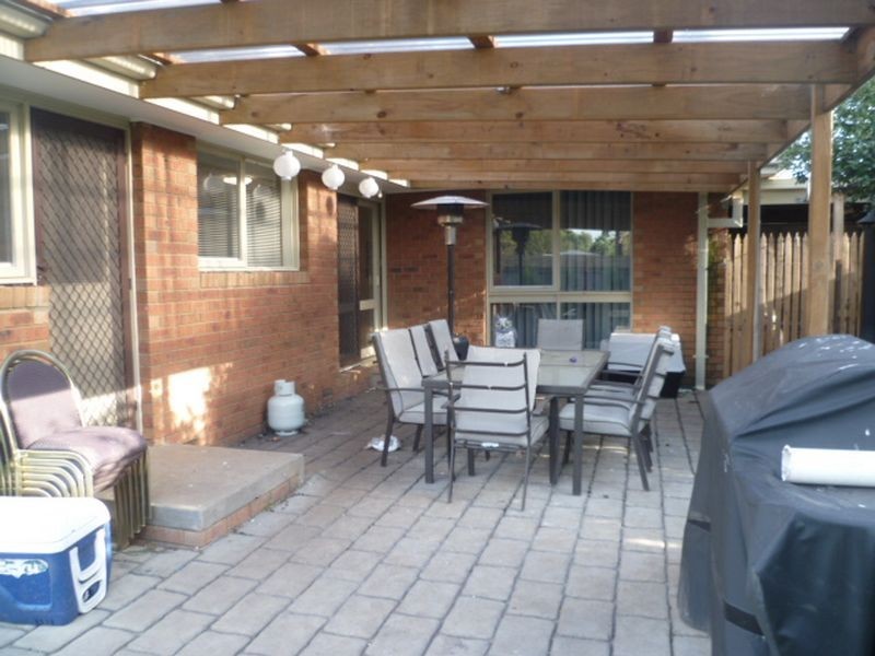 4 Balmoral Court, Rowville VIC 3178