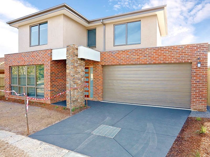 1 Prior Court, Rowville VIC 3178
