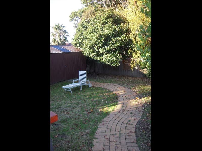 36 Debra Street, Rowville VIC 3178