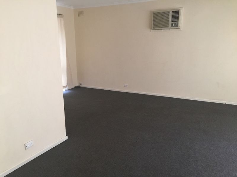 60 Mantung Crescent, Rowville VIC 3178