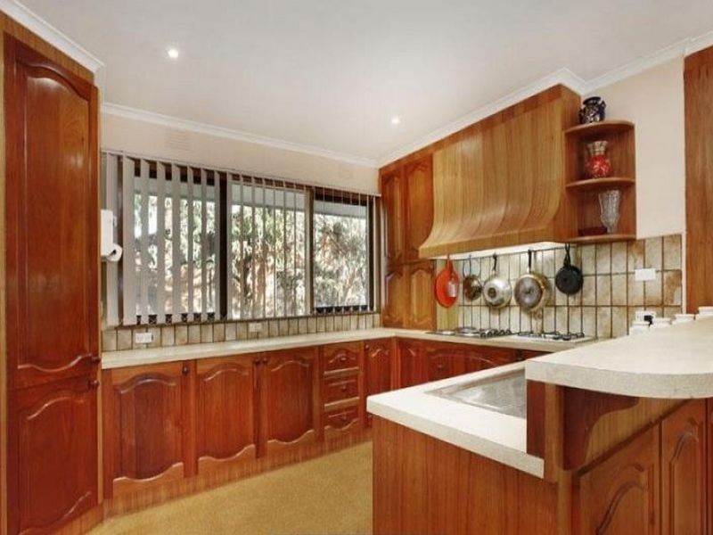 12 Felgate Parade, Vermont South VIC 3133